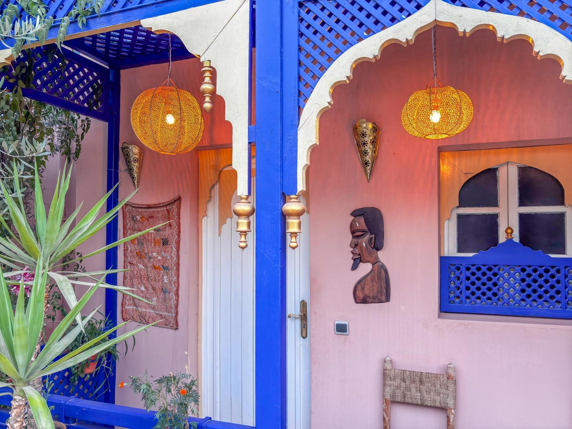 Le Bleu House Frühstückspension Sidi Abdallah Ghiat