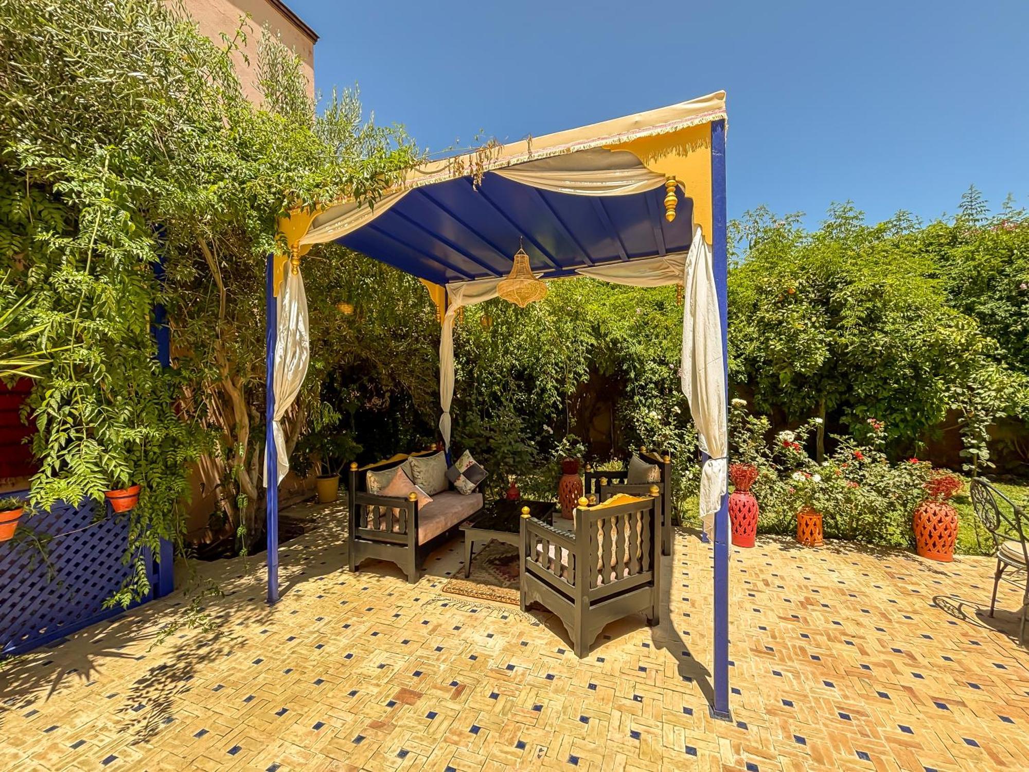 Le Bleu House Alojamento de Acomodação e Pequeno-almoço 3*